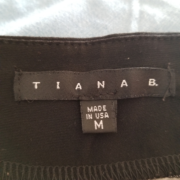 Tiana B sleeveless dress - Picture 9 of 9